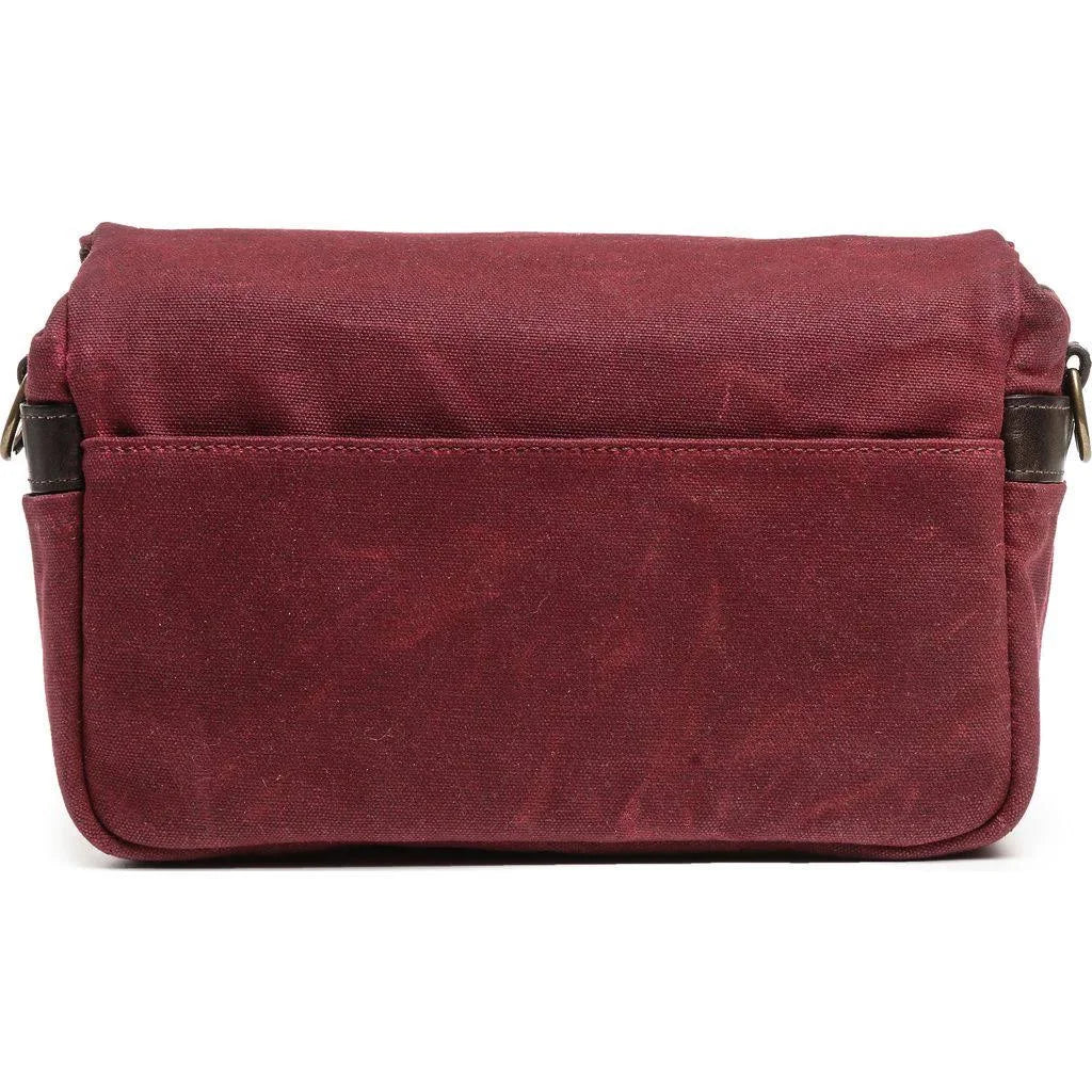 Crimson Canvas Camera Bag O616781